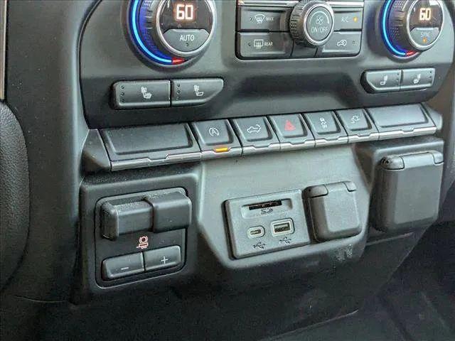 2020 Chevrolet Silverado 1500 4WD Crew Cab Short Bed LT