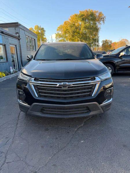 2023 Chevrolet Traverse FWD LT Leather