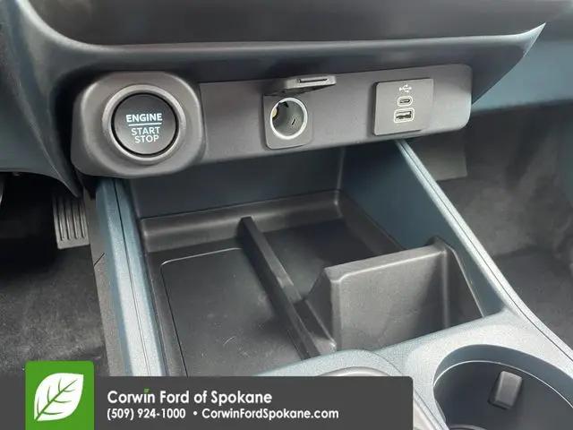 2026 Ford Maverick Lobo Standard