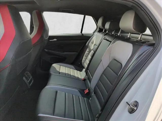 2026 Volkswagen Golf GTI SE