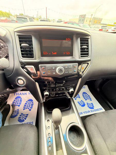 2015 Nissan Pathfinder S
