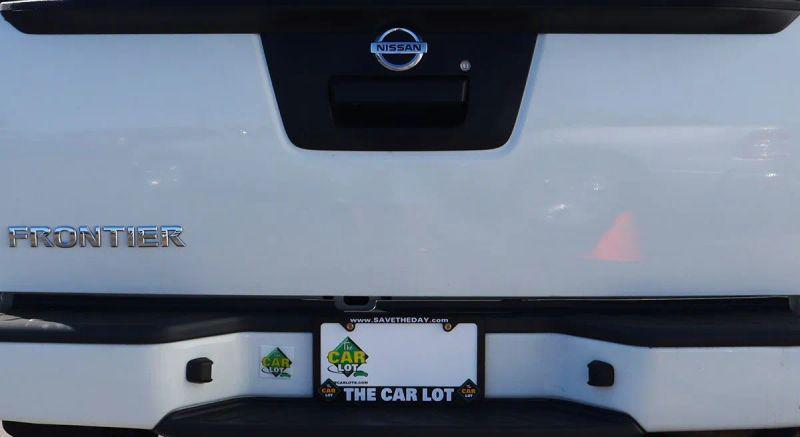 2021 Nissan Frontier Crew Cab S 4x2