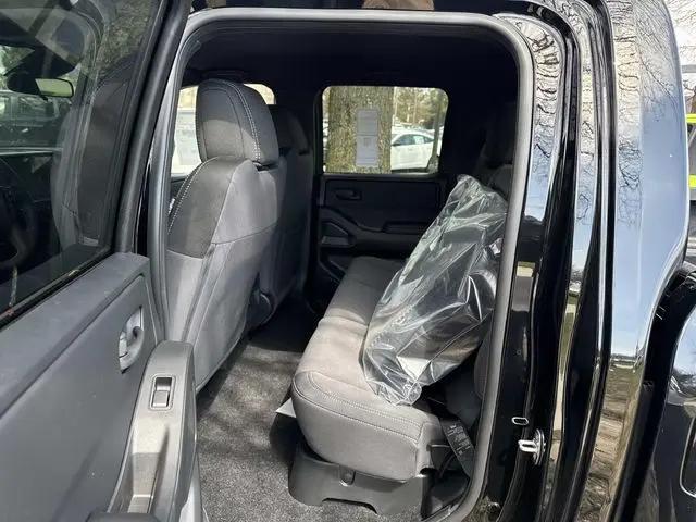 2026 Nissan Frontier Crew Cab SV 4x4