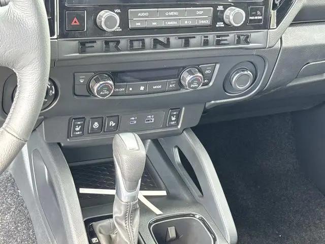 2026 Nissan Frontier Crew Cab SV 4x4