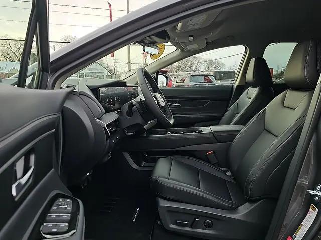 2025 Nissan Murano SV