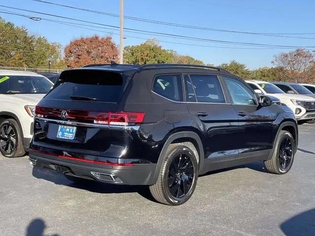 2026 Volkswagen Atlas SE with Technology