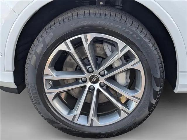 2026 Audi Q7 Premium 45 TFSI quattro tiptronic