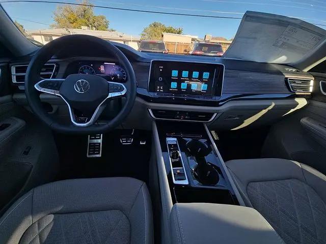 2026 Volkswagen Atlas SEL Premium R-Line