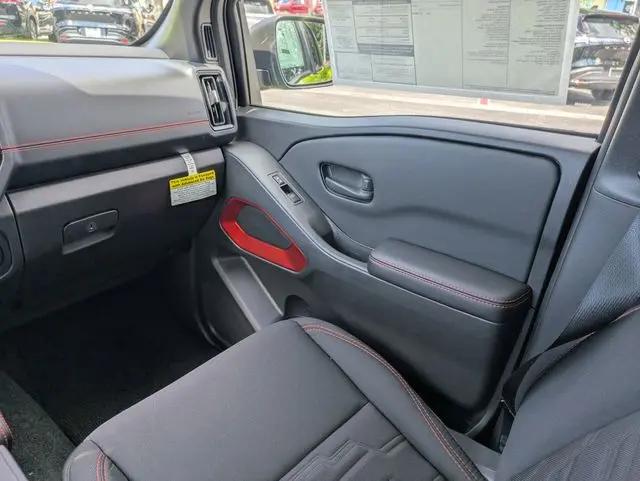 2026 Nissan Frontier Crew Cab PRO-4X 4x4