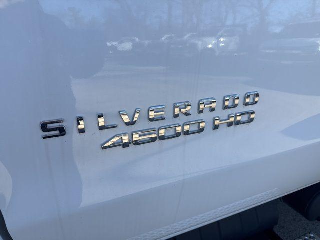 2024 Chevrolet Silverado 6500HD 1WT