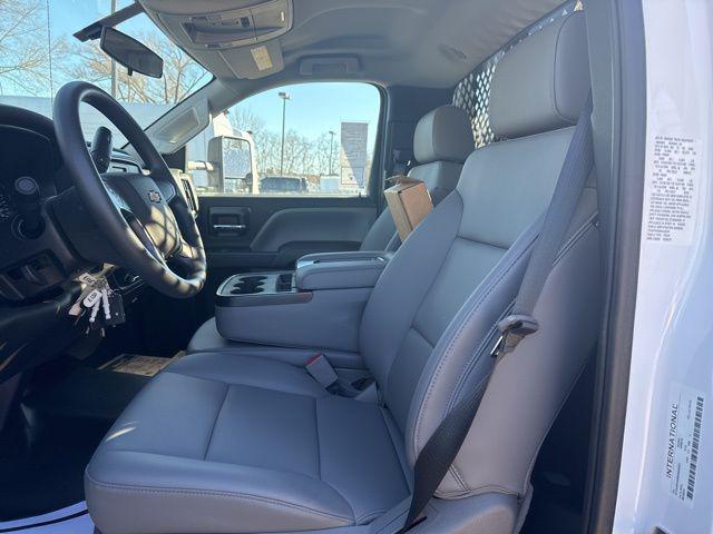 2024 Chevrolet Silverado 6500HD 1WT