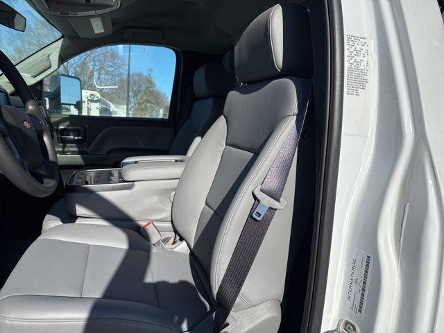 2024 Chevrolet Silverado 6500HD 1WT