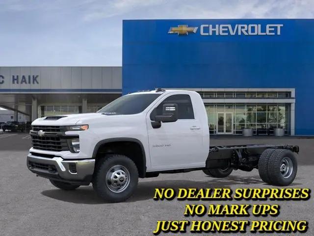 2026 Chevrolet Silverado 3500HD Work Truck