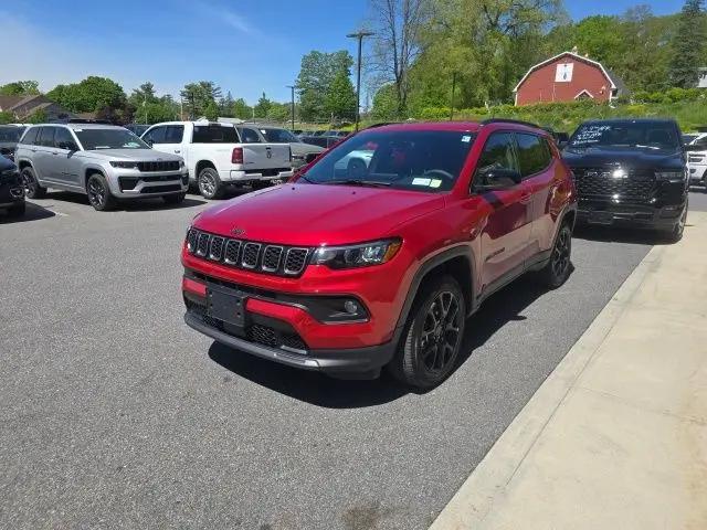 2026 Jeep Compass Latitude Altitude