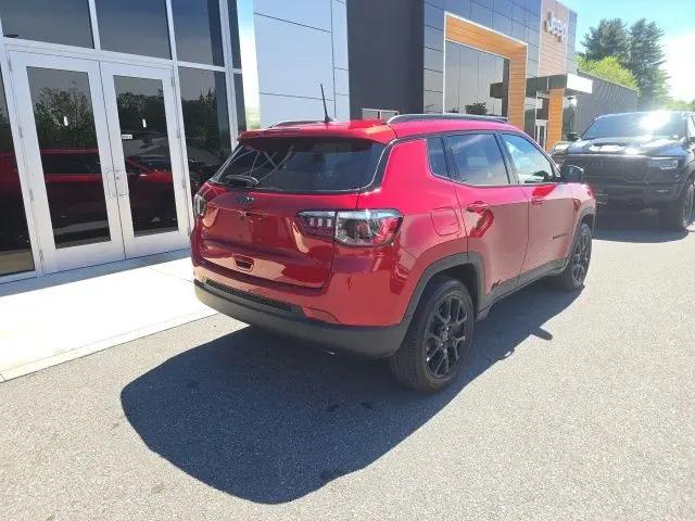 2026 Jeep Compass Latitude Altitude