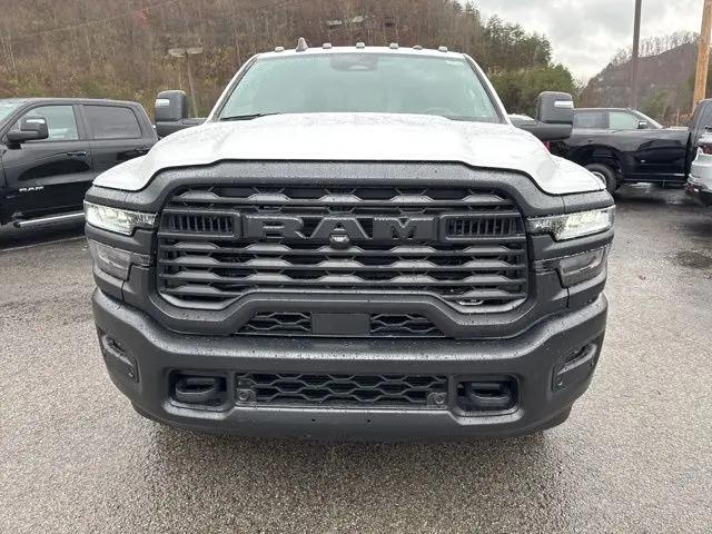 2026 Ram 3500 Tradesman Crew Cab 4x4 8' Box
