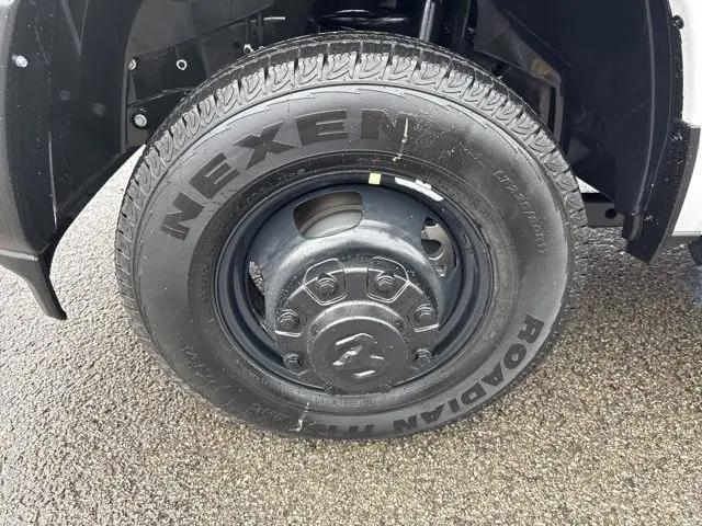 2026 Ram 3500 Tradesman Crew Cab 4x4 8' Box