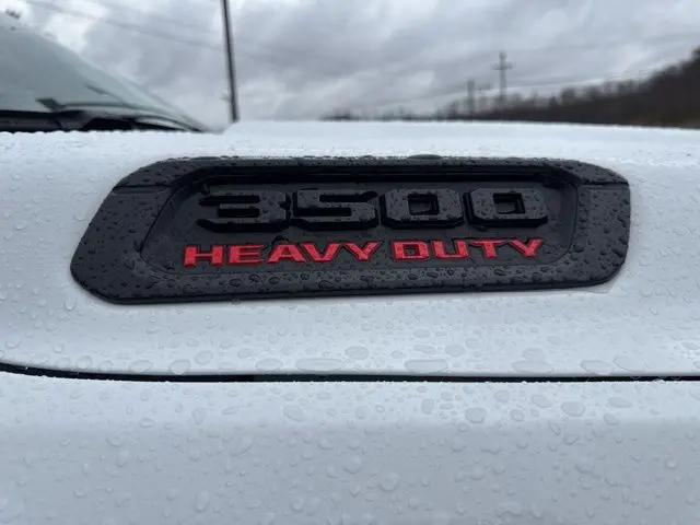2026 Ram 3500 Tradesman Crew Cab 4x4 8' Box