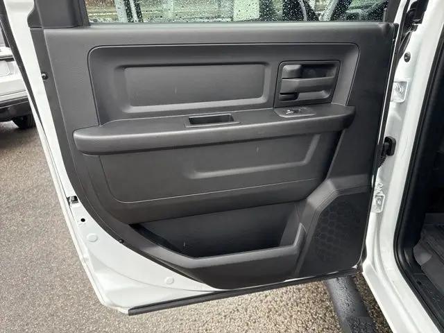 2026 Ram 3500 Tradesman Crew Cab 4x4 8' Box