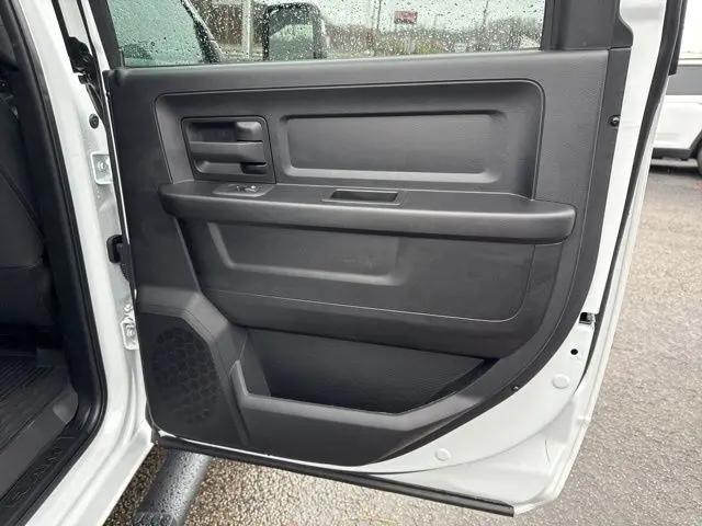 2026 Ram 3500 Tradesman Crew Cab 4x4 8' Box