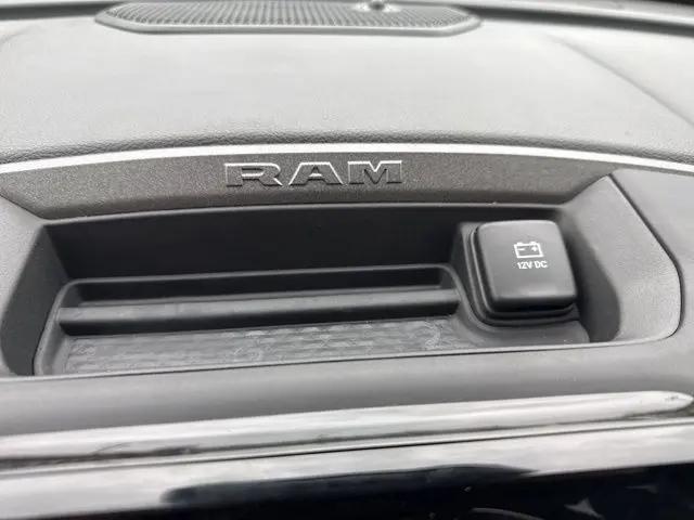 2026 Ram 3500 Tradesman Crew Cab 4x4 8' Box