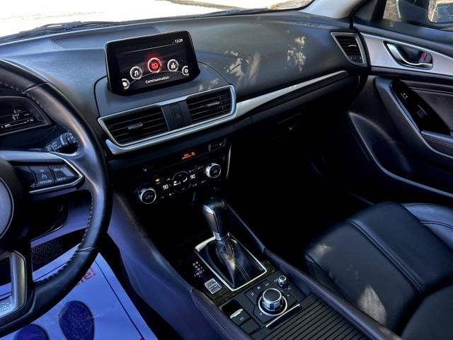 2018 Mazda Mazda3 Touring