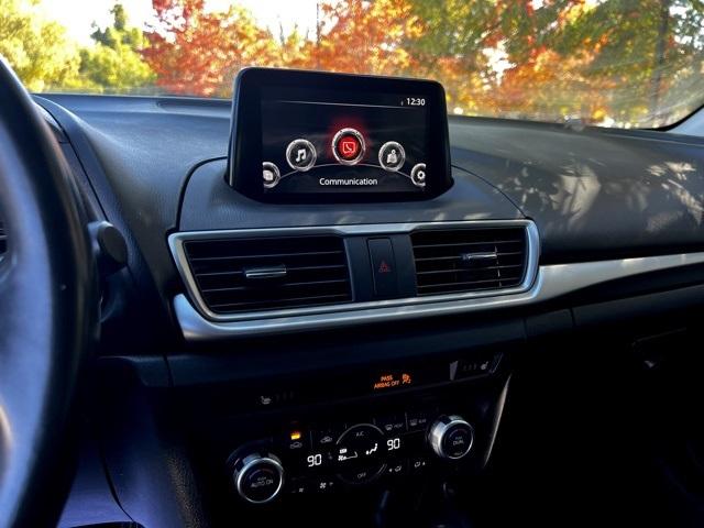 2018 Mazda Mazda3 Touring