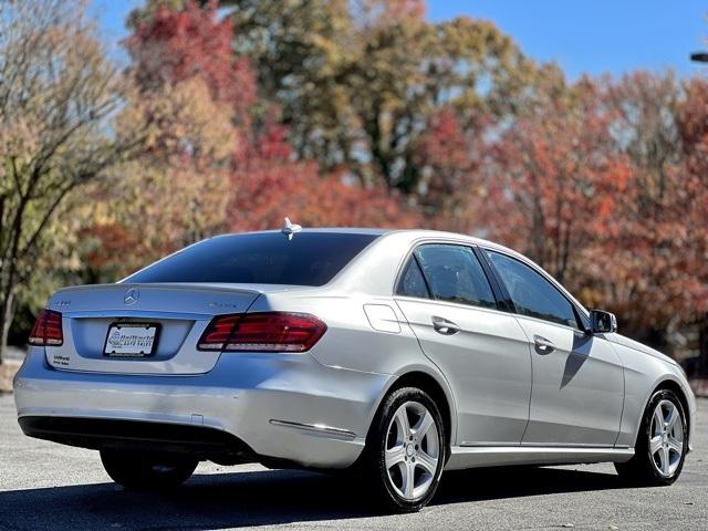 2016 Mercedes-Benz E 350 4dr Sdn E 350 Luxury 4MATIC
