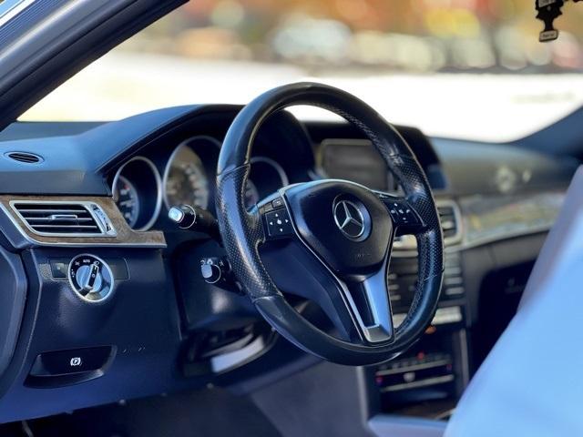 2016 Mercedes-Benz E 350 4dr Sdn E 350 Luxury 4MATIC