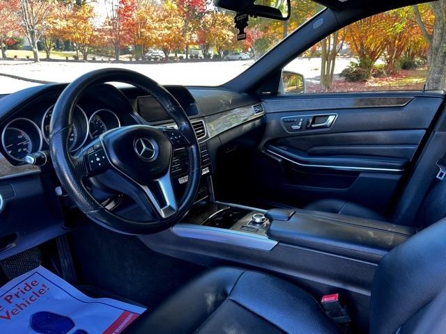 2016 Mercedes-Benz E 350 4dr Sdn E 350 Luxury 4MATIC