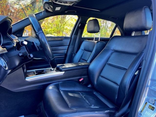2016 Mercedes-Benz E 350 4dr Sdn E 350 Luxury 4MATIC