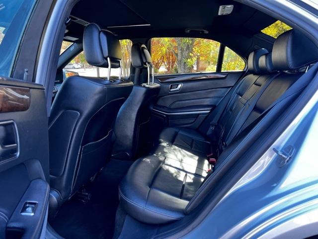 2016 Mercedes-Benz E 350 4dr Sdn E 350 Luxury 4MATIC