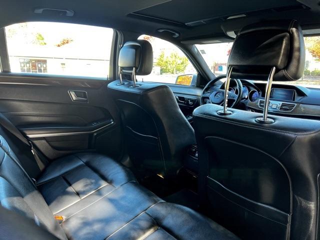 2016 Mercedes-Benz E 350 4dr Sdn E 350 Luxury 4MATIC