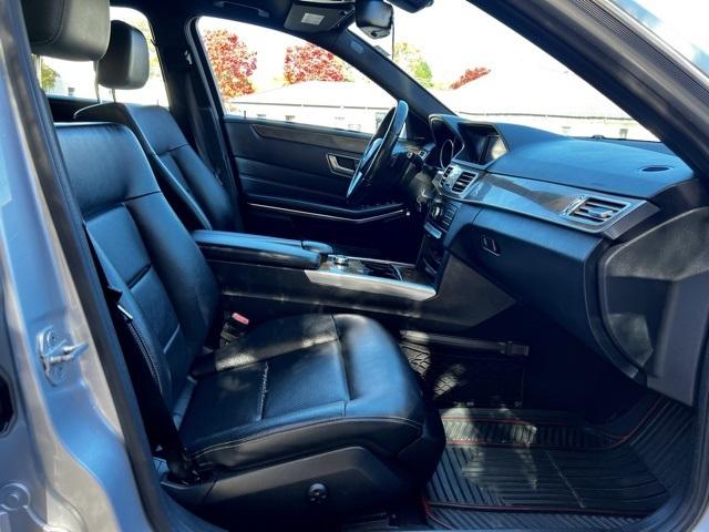 2016 Mercedes-Benz E 350 4dr Sdn E 350 Luxury 4MATIC