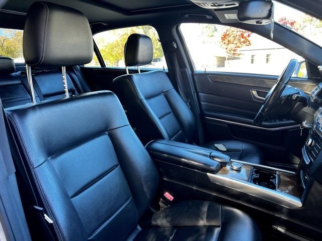 2016 Mercedes-Benz E 350 4dr Sdn E 350 Luxury 4MATIC