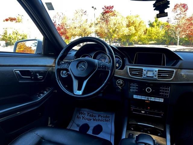 2016 Mercedes-Benz E 350 4dr Sdn E 350 Luxury 4MATIC