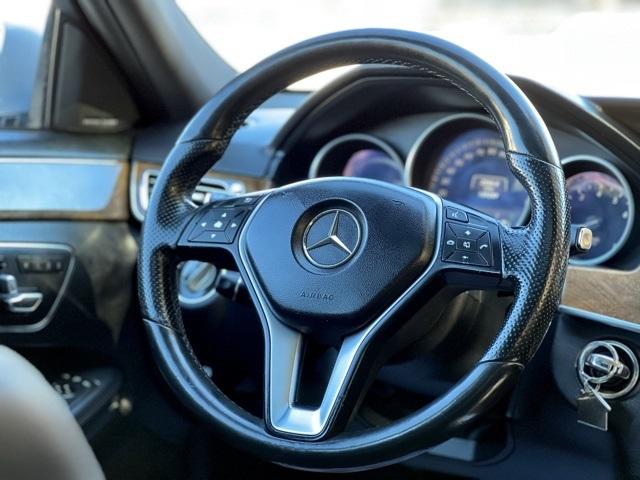 2016 Mercedes-Benz E 350 4dr Sdn E 350 Luxury 4MATIC