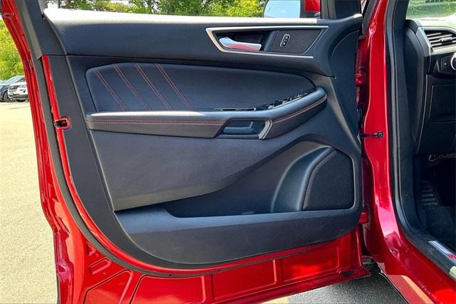 2020 Ford Edge ST Line