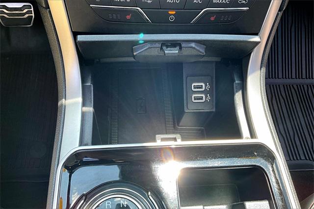 2020 Ford Edge ST Line