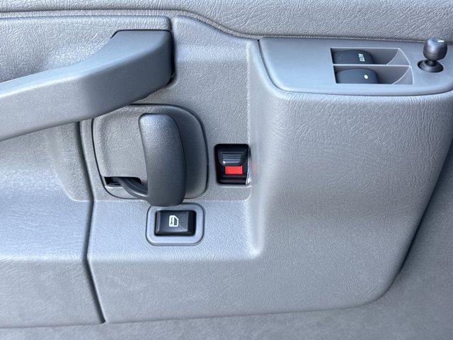 2025 GMC Savana Cargo RWD 2500 Extended Wheelbase Work Van