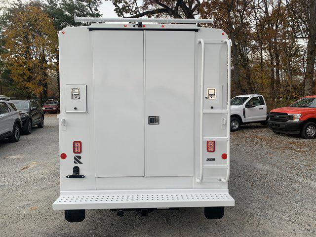 2026 Ford Transit Cutaway 2026 FORD TRANSIT-350 CUTAWAY CHASSIS 2DR 138 WB HD