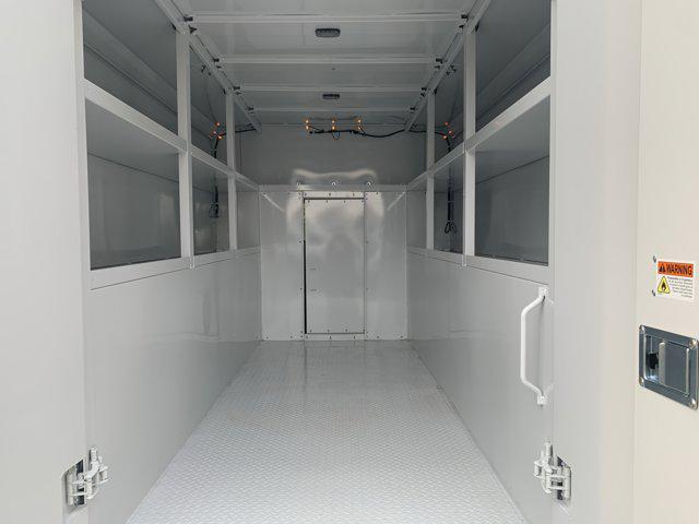 2026 Ford Transit Cutaway 2026 FORD TRANSIT-350 CUTAWAY CHASSIS 2DR 138 WB HD