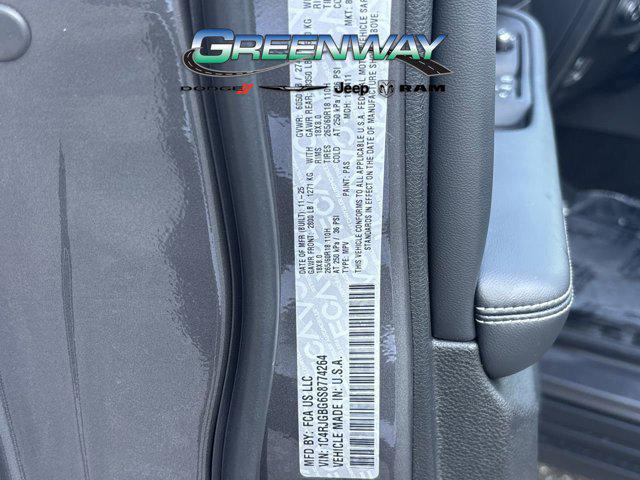 2025 Jeep Grand Cherokee Limited 4x2