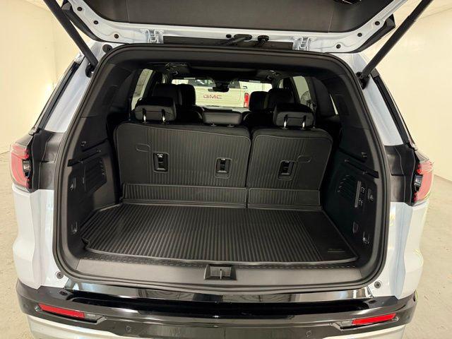 2026 GMC Acadia Denali FWD