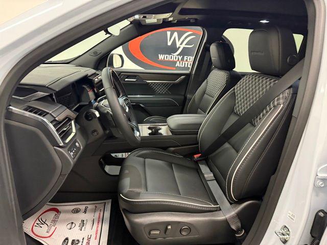 2026 GMC Acadia Denali FWD