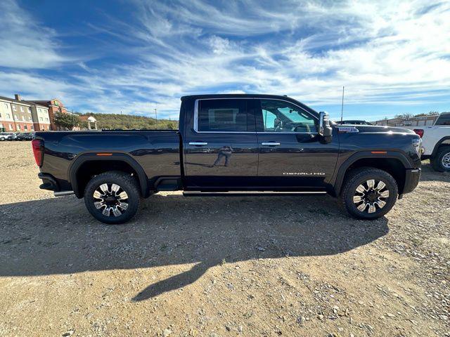 2026 GMC Sierra 2500HD Crew Cab, Standard Bed, Denali, 4WD