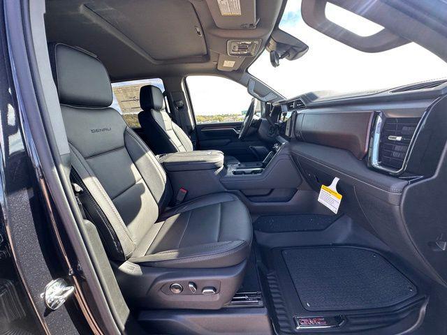 2026 GMC Sierra 2500HD Crew Cab, Standard Bed, Denali, 4WD