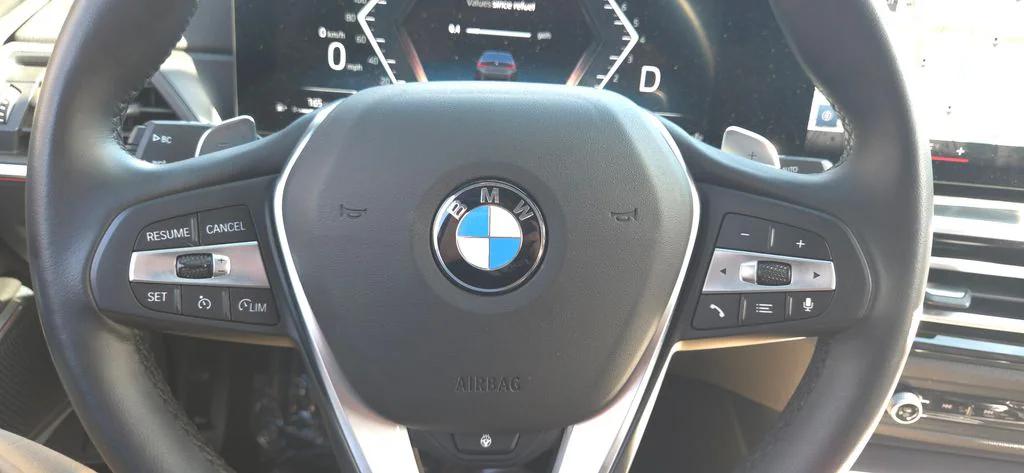 2024 BMW 330i xDrive 2024 BMW 330i xDrive