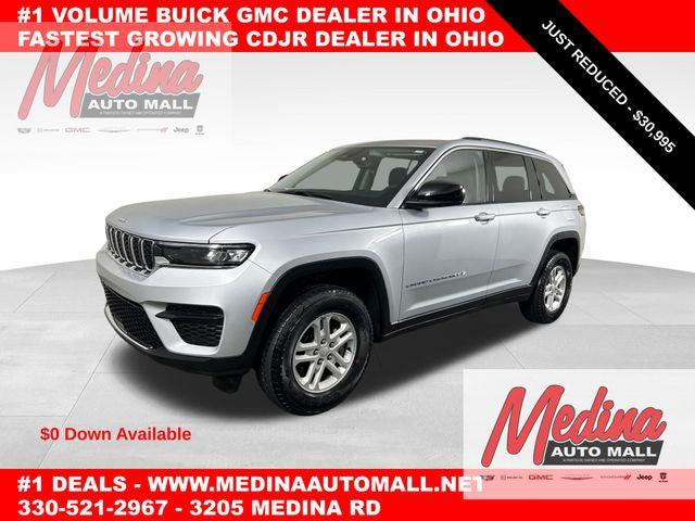 2023 Jeep Grand Cherokee Laredo 4x4 2023 Jeep Grand Cherokee Laredo 4x4