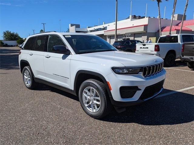 2025 Jeep Grand Cherokee GRAND CHEROKEE LAREDO X 4X2 2025 Jeep Grand Cherokee GRAND CHEROKEE LAREDO X 4X2